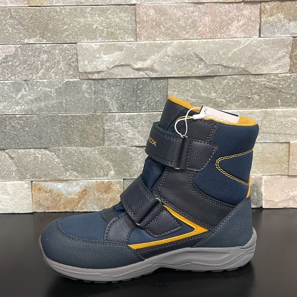Geox Kids Kuray ABX Waterproof Snow Boot - Picture 7 of 9